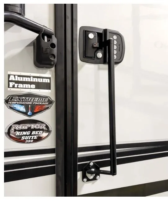ENTRY DOOR LATCH EXTENDER