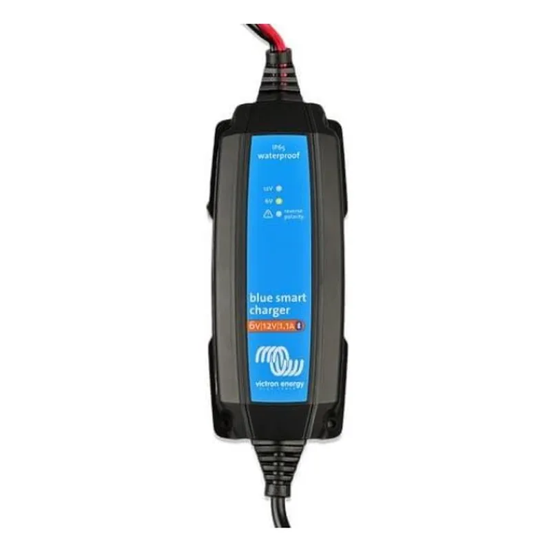 BLUE SMART IP65 CHARGER 6V/12V