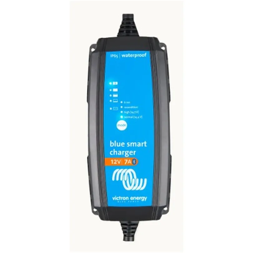 Blue Smart IP65 Charger 12/15(