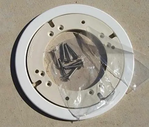 KIT, UNIVERSAL MT FLANGE-WHT