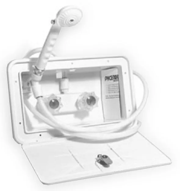 EXTERIOR SHOWER, WHITE